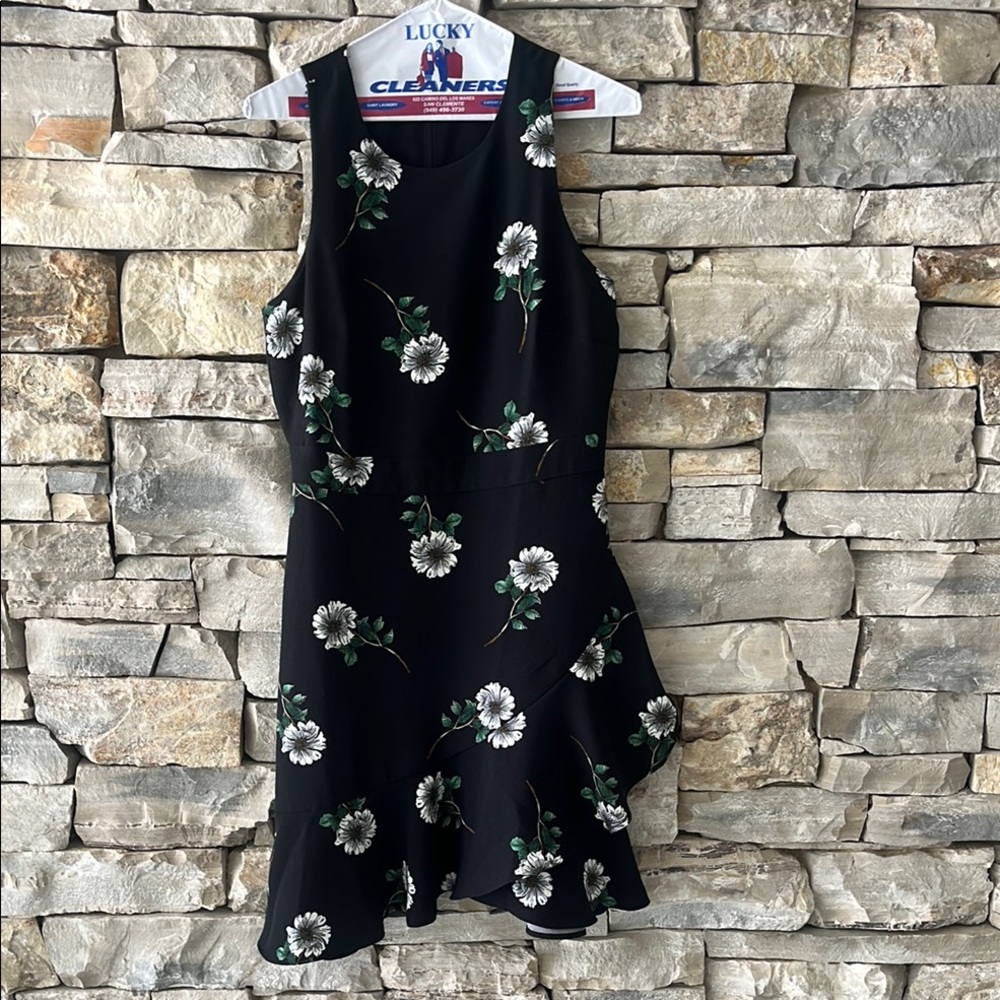 Women’s banana republic black/white poly dress special occasion